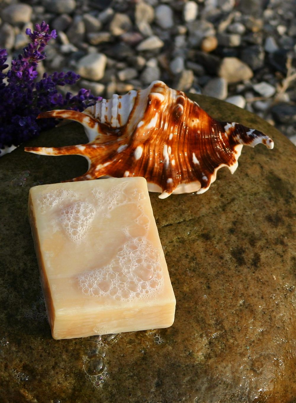 Colección de jabones naturales de almendras